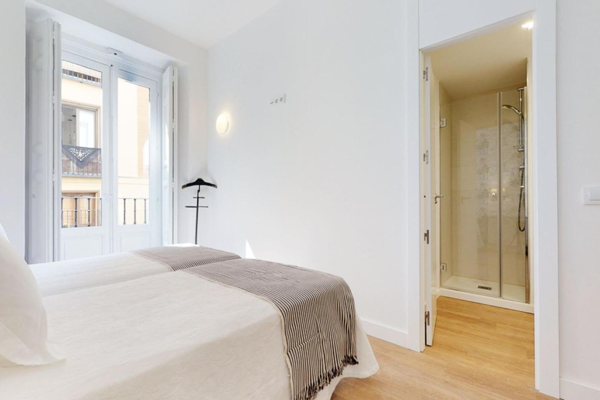 Opera II Apartment Madrid Exterior photo