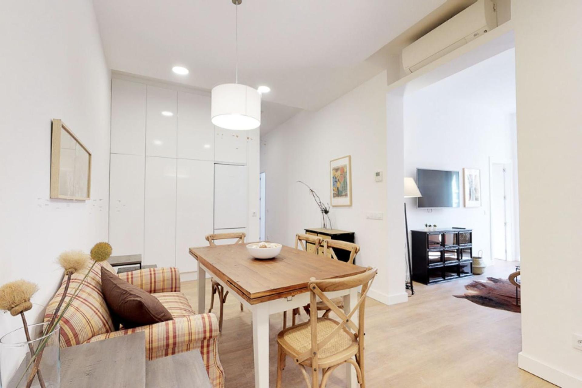 Opera II Apartment Madrid Exterior photo